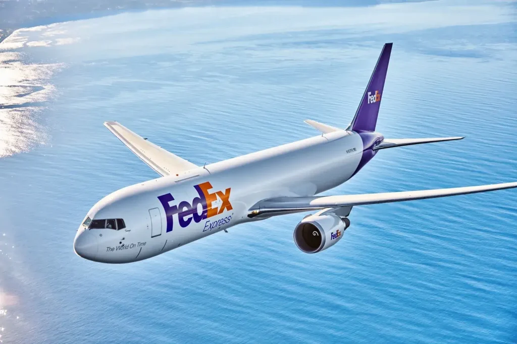 FedEx SWOT Analysis
