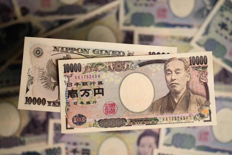 The Turmoil of the Japanese Yen: Understanding the Recent Market Chaos